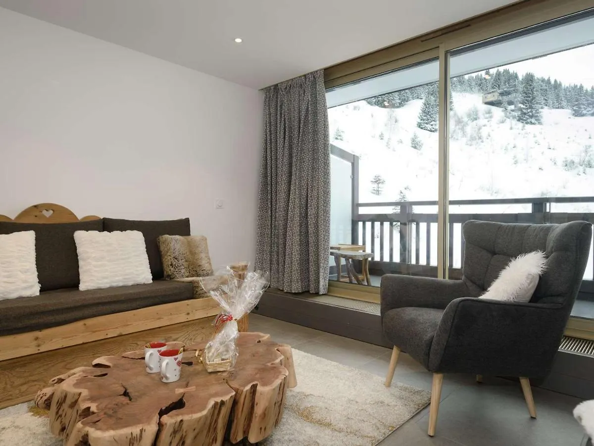 Appartement Renove, Skis Aux Pieds, 6 Pers, Courchevel 1650 - Balcon Sud, Cosy Et Familial - Fr-1-631-151 contacts